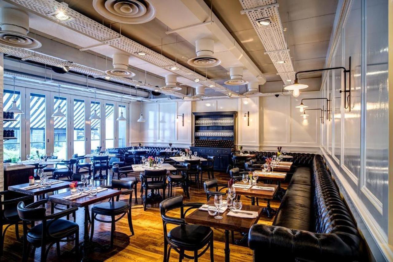 The Westbury Hotel Дублин Экстерьер фото The dining room at the restaurant